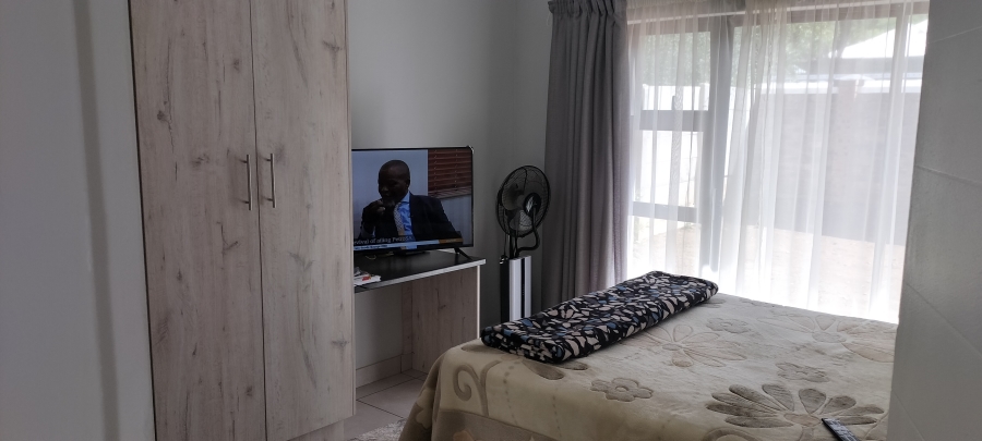 To Let 3 Bedroom Property for Rent in Navalsig Free State